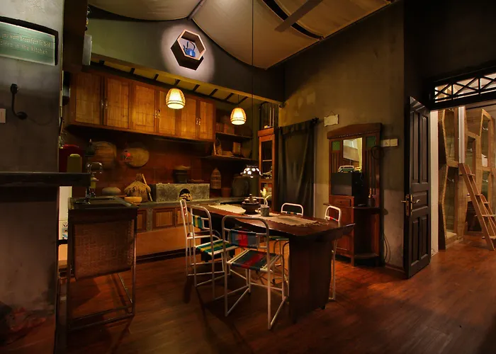 Bali Bee House 2*