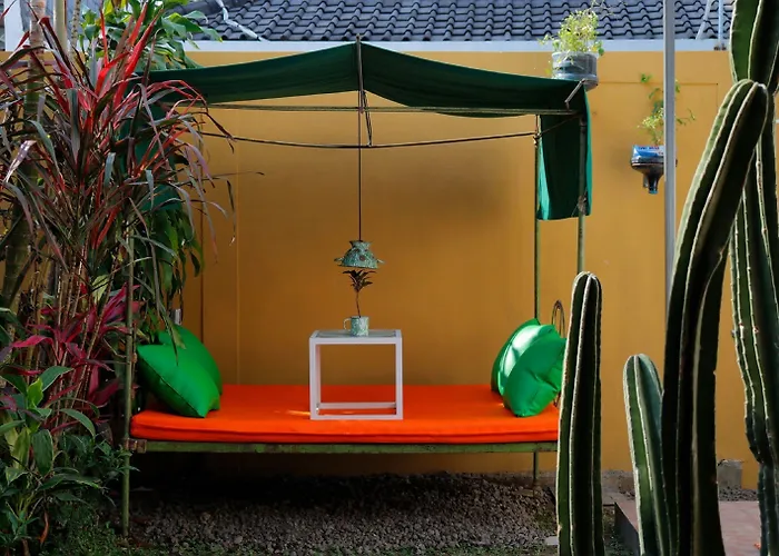 Bali Bee House Guest house 2*