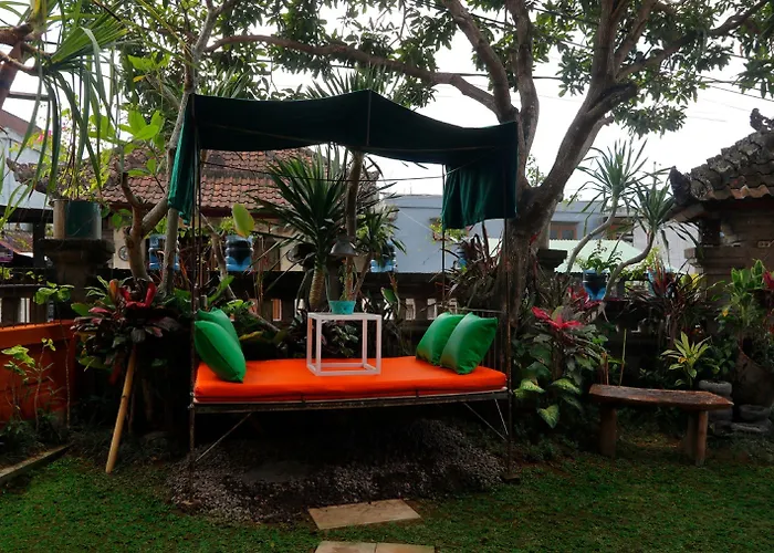 Bali Bee House Guest house Kerobokan (Bali)